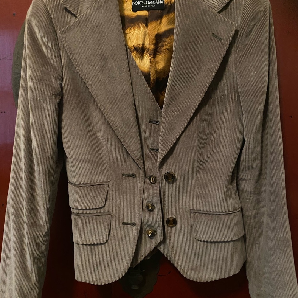 Dolce & Gabbana Gray Sport Coat with Notched Lapels GORGEOUS ON!fitted snug